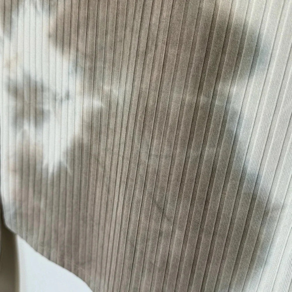 Hyfve Tie Dye Mock Neck Ribbed Crop Long Sleeve Size Small - Picture 5 of 9